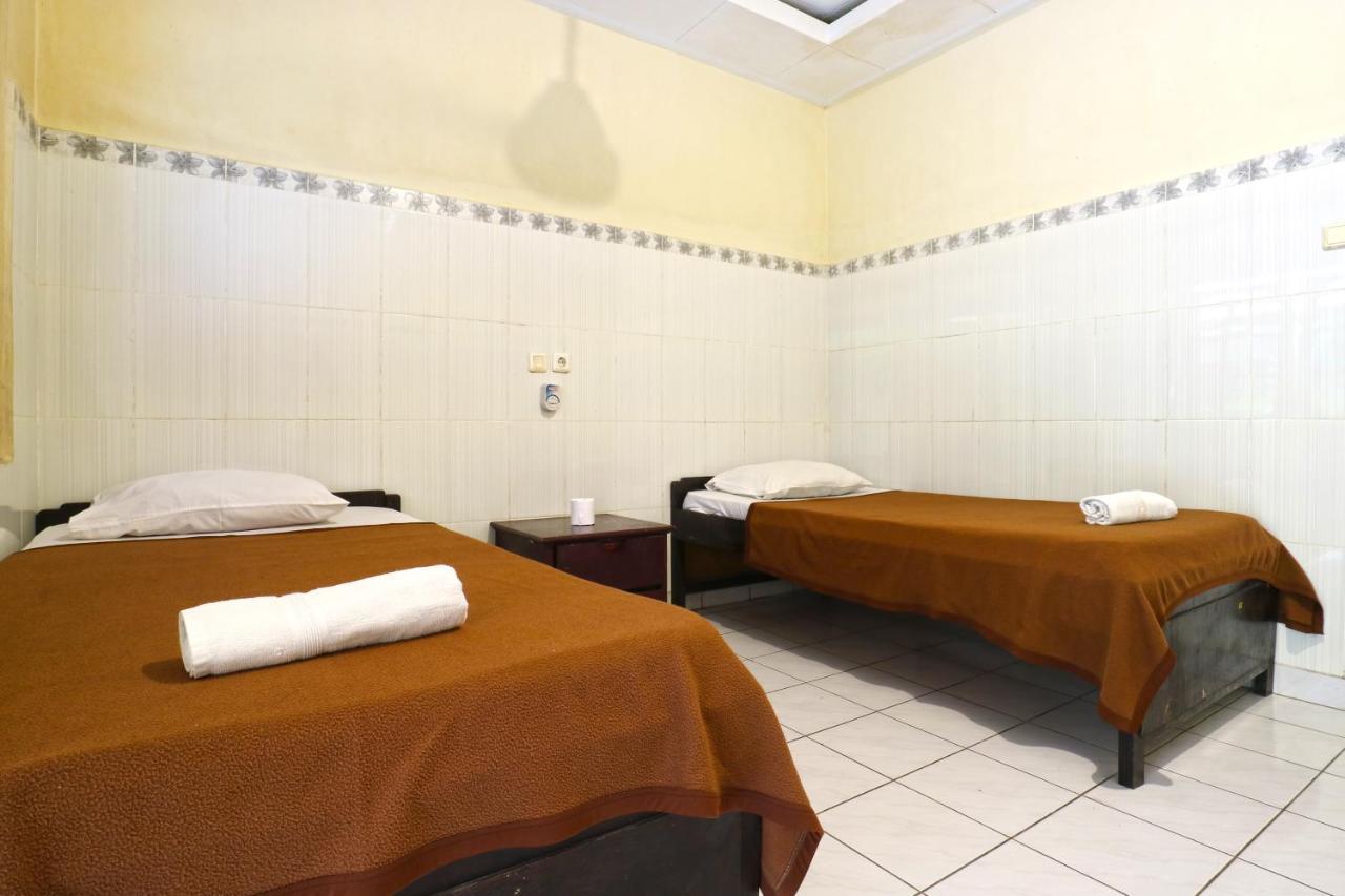 Gora Hotel Kuta (Bali)